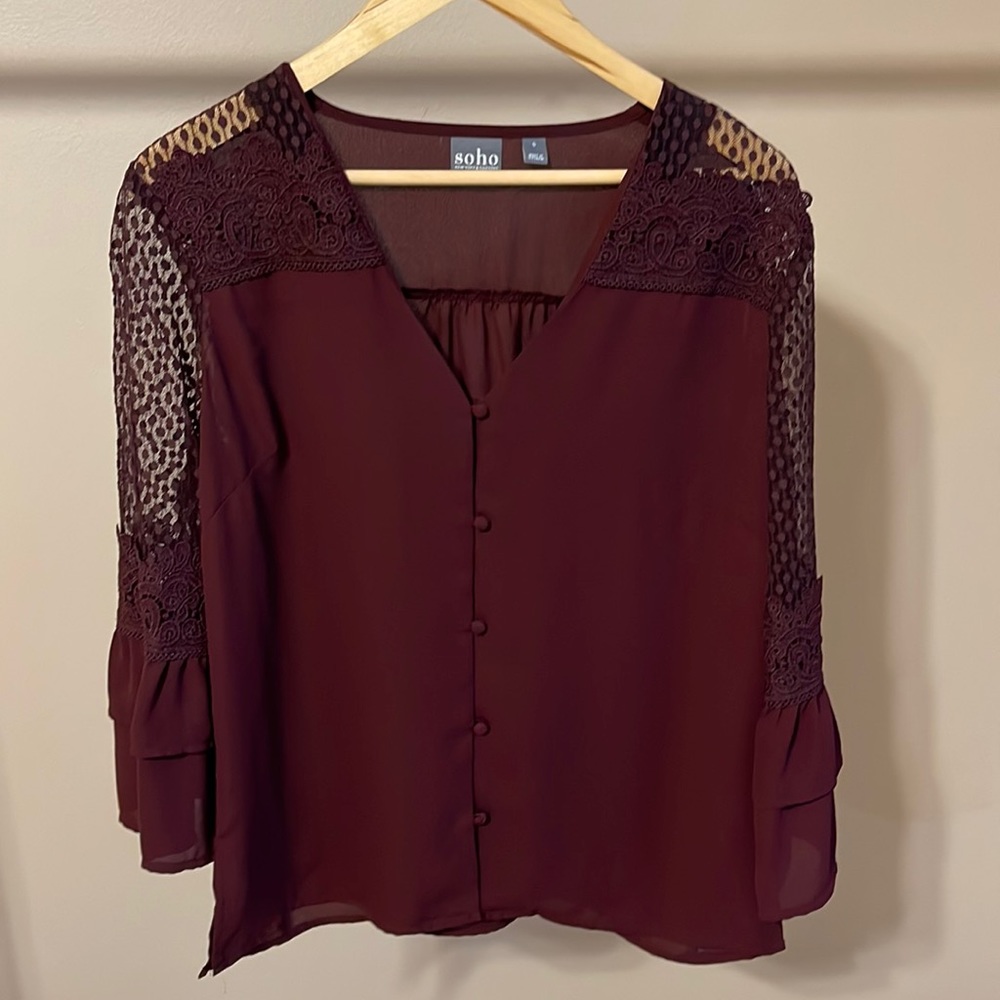 Blouse with bell sleeves